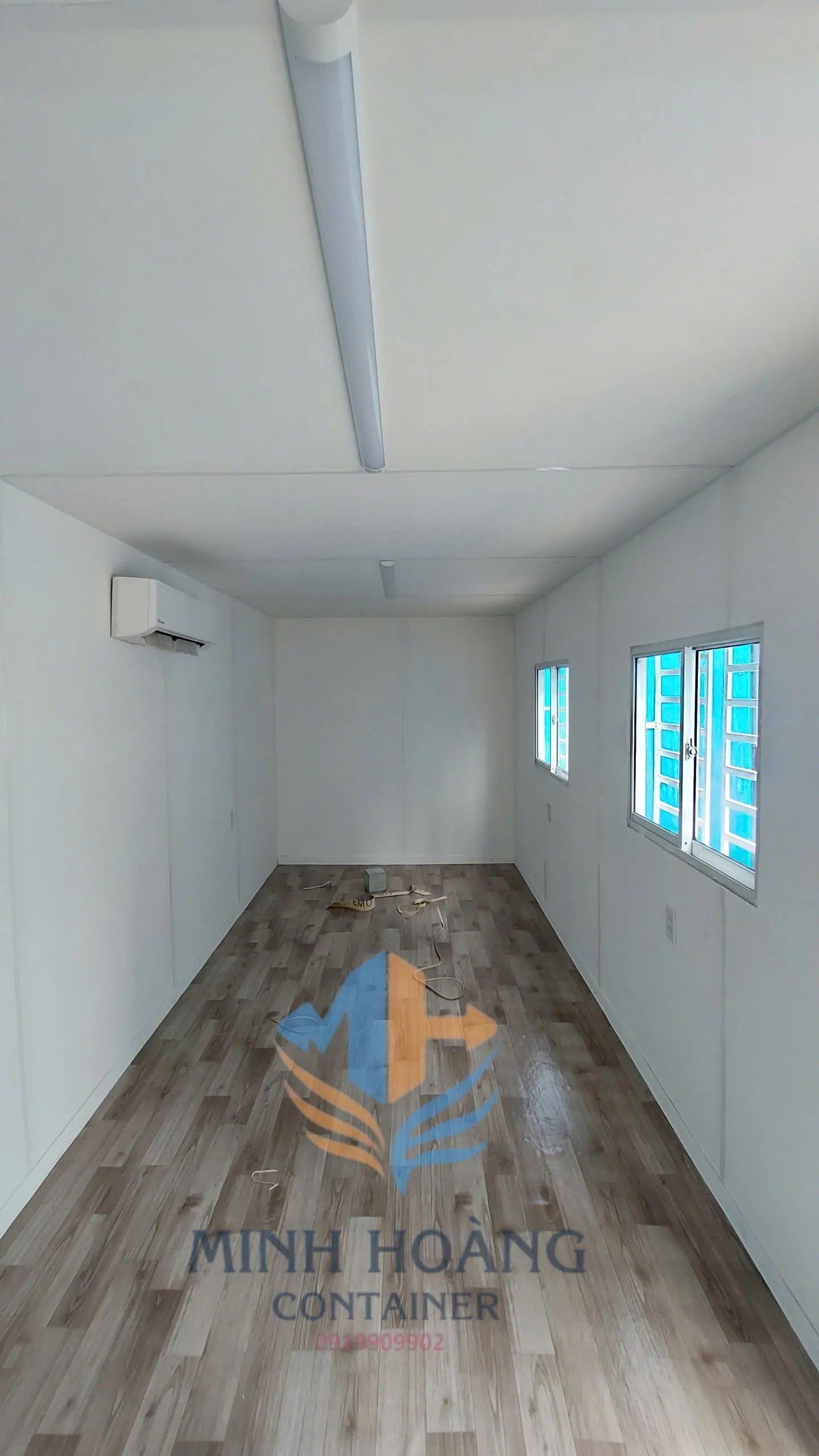 Container Văn Phòng 20 Feet 3 Màu Trắng Đỏ Xám